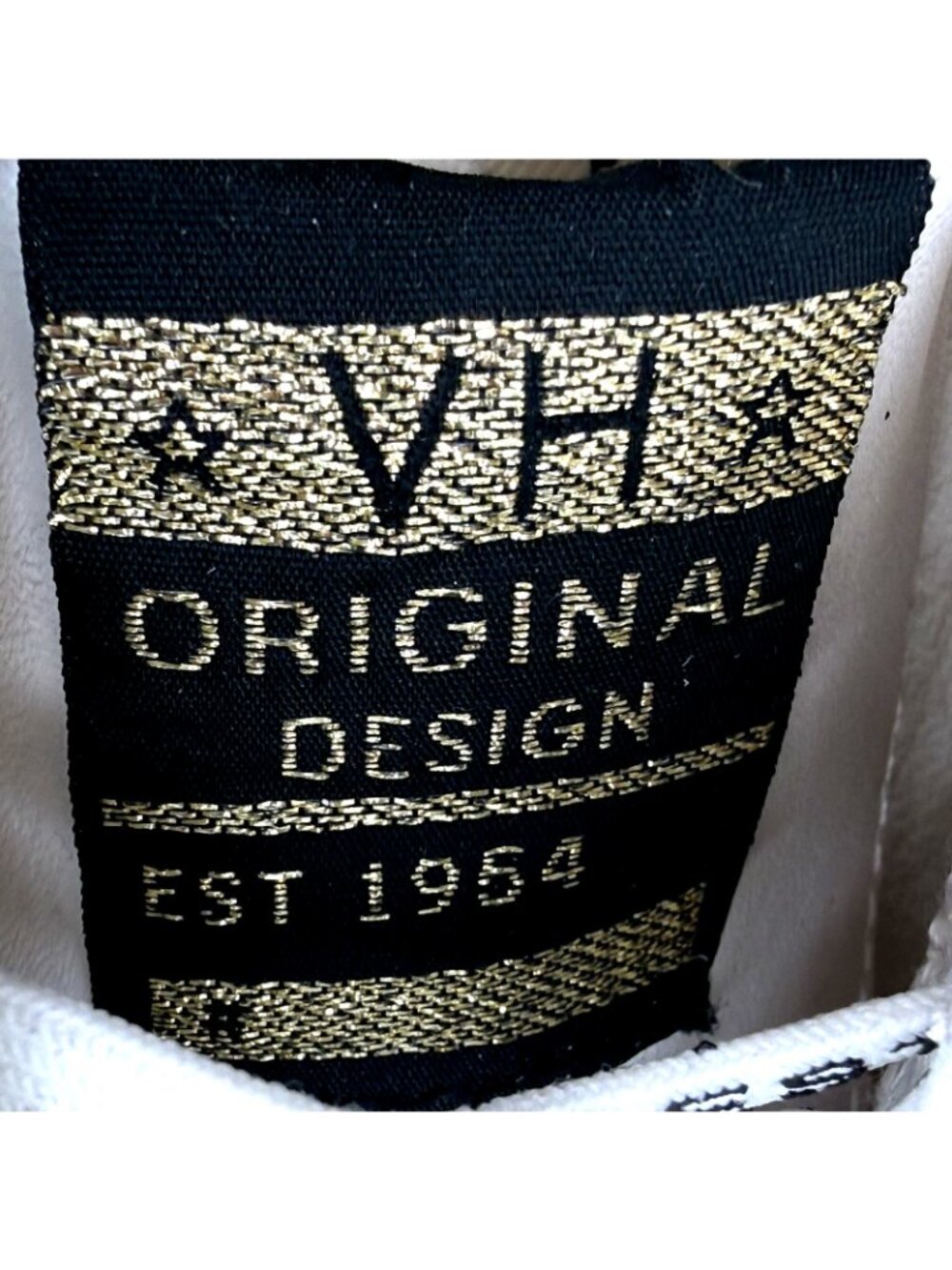 Vintage Havana Gadol Sneakers Womens 5.5 White Gold Star No Tie Leather Slip On - Picture 13 of 13